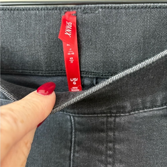 Spanx Straight Leg Mom Jeans Black size Large - Picture 3 of 5